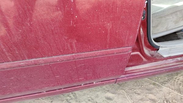 06 Nissan Altima Passenger Right Rear Moulding From Door Back Trim Strip Red A15 — photo 5