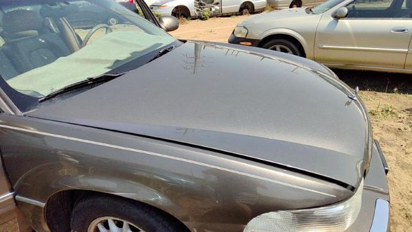 1999 Buick Park Avenue Hood Brown 76U — photo 3