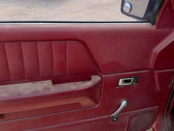 1987-1996 Dodge Dakota Driver Left Front Door Trim Panel Manual Red — photo 7