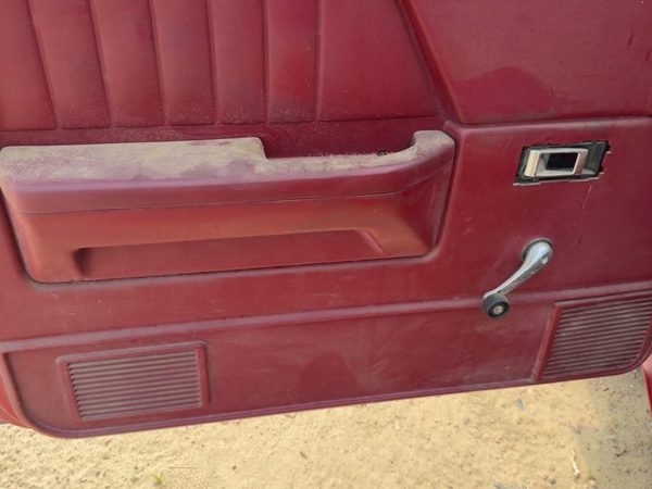 1987-1996 Dodge Dakota Driver Left Front Door Trim Panel Manual Red — photo 8