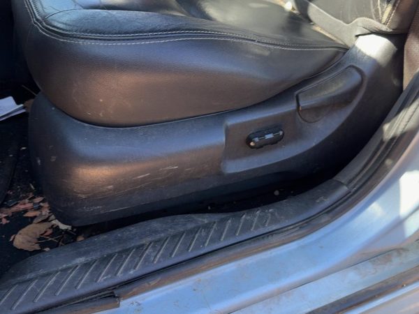 08 Mariner Driver Left Side Power Seat Switch With Trim Panel Oem Graystone 89 — photo 4