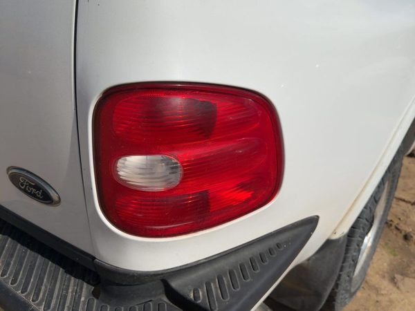 1997-1999 Ford F150 Passenger Right Tail Light Brake Lamp Oem Rear F85Z13404Ba — photo 4