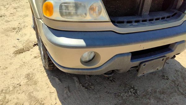 1998-2002 Lincoln Navigator Front Bumper Cover Assembly Oem Gold Bi Yl7z17d957aa — photo 6