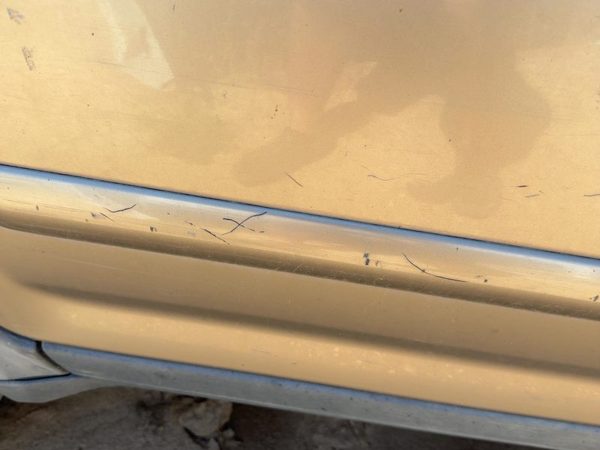 2002-2006 Honda Crv Passenger Right Rear Moulding From Door Oem Back Gold — photo 7