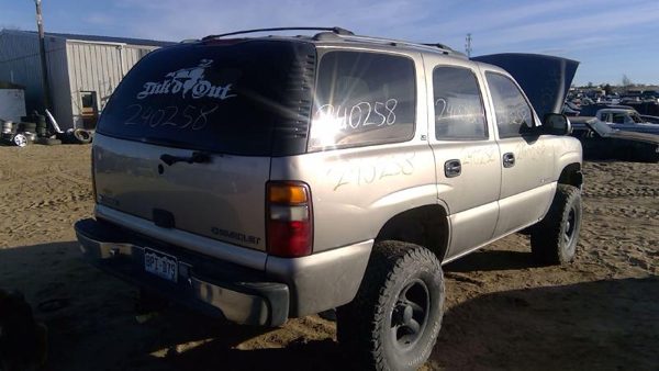 2001 Chevy Tahoe — vehicle photo 8