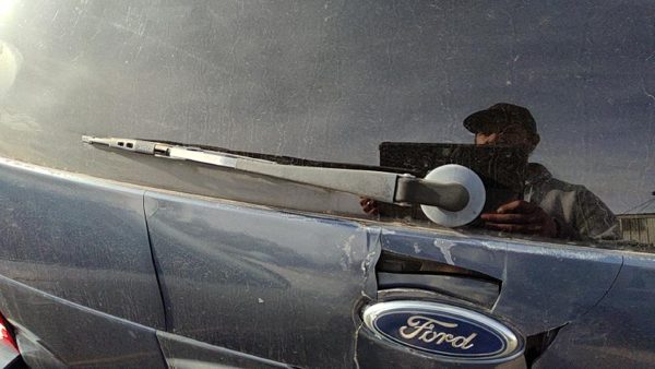 2005 Ford Explorer Back Glass Wiper Arm Oem Rear Window Blade Liftgate Hatch — photo 2