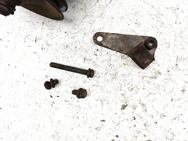 1973-1975 Chevy C10 Mount Bracket Set For Power Steering Pump Oem — photo 9
