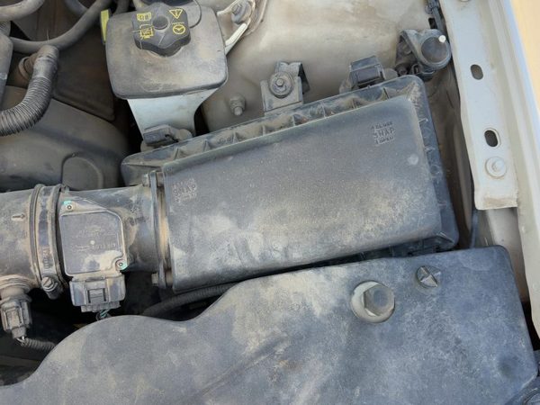 00-01 Ls Complete Air Intake Cleaner Filter Box Housing With Tube Oem 3.9L — photo 4