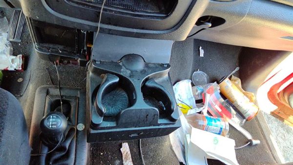 2004 2005 Dodge Ram 1500 Dash Cup Holder Assembly Oem Black — photo 1