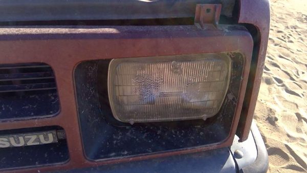 1981-1987 Isuzu Pup Pickup Driver Left Head Light Oem Front Lamp With Bracket — photo 5