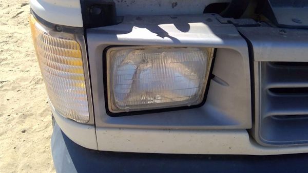 1993 Ford Van Headlight Door RH — photo 4