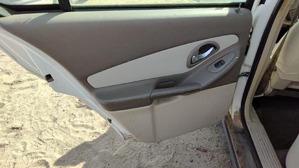 04-05 New Style Malibu Driver Left Rear Door Trim Panel With Switches Back 52E — photo 1