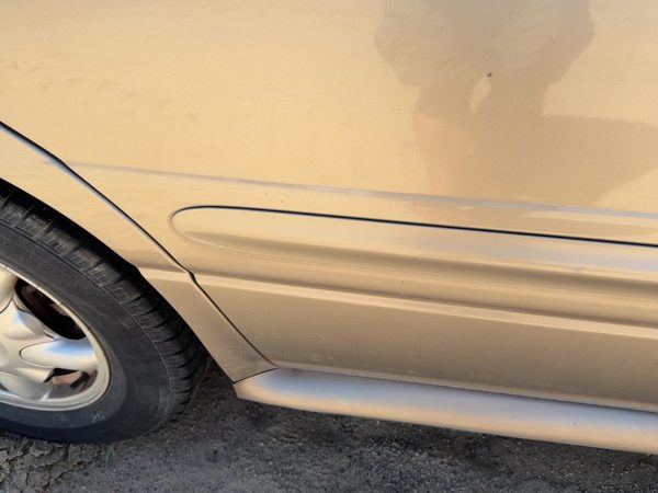 00-05 Lesabre Passenger Right Rear Moulding From Door Oem Back Bronzemist 54U — photo 3