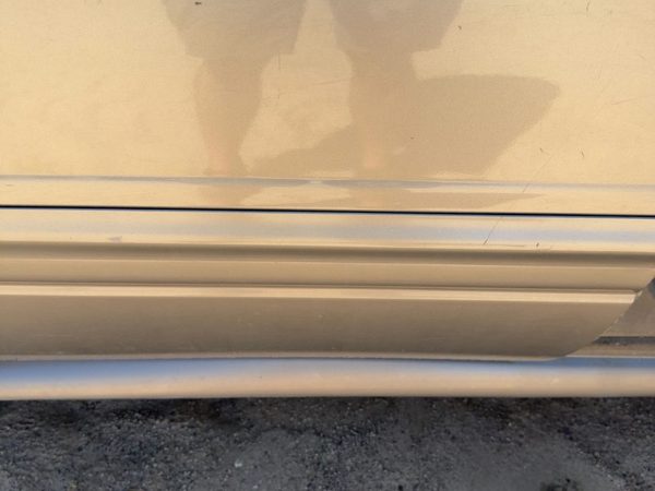 00-05 Lesabre Passenger Right Rear Moulding From Door Oem Back Bronzemist 54U — photo 4