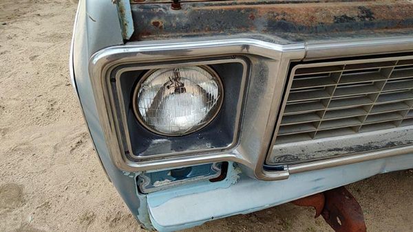 73-78 Chevy C10 Passenger Right Headlight Trim Surround Panel Oem Door 376628 — photo 3
