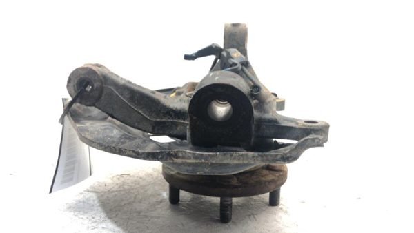 05-18 Toyota Avalon Driver Left Front Spindle Steering Knuckle With Wheel Hub — photo 3