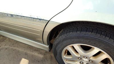 00-04 Legacy Outback Driver Left Rear Moulding On Quarter Panel Oem