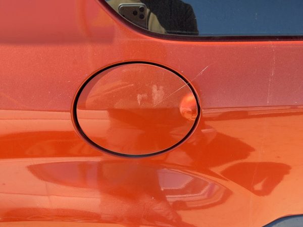 2001-2007 Ford Escape Fuel Tank Door With Hinge Gas Lid Oem Filler Orange Gw — photo 1