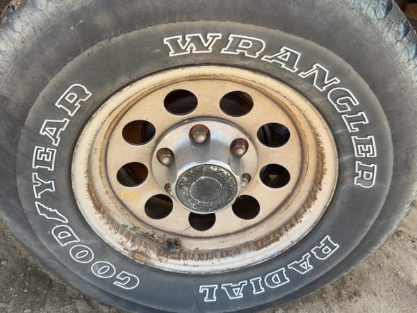1993-1997 Isuzu Rodeo 15" Steel Wheel Oem Factory Rim #3 4403671 — photo 2