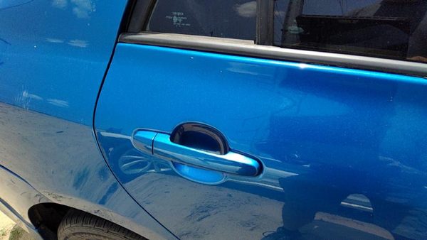 09-13 Toyota Corolla Passenger Right Rear Outside Door Handle Oem Back Blue 8T7 — photo 2