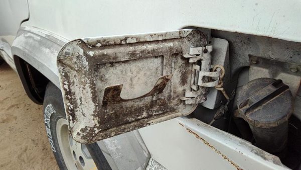 1992 Jeep Cherokee Fuel Tank Door With Hinge Gas Lid Oem Filler White — photo 8