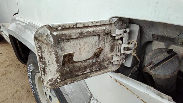 1992 Jeep Cherokee Fuel Tank Door With Hinge Gas Lid Oem Filler White — photo 7
