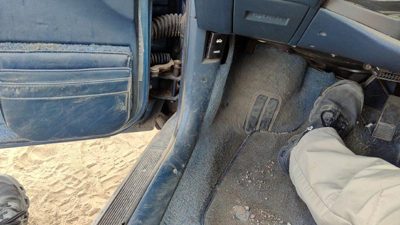88-91 Olds Cutlass Calais Driver Left Lower Kick Trim Panel Oem Blue 2 Door