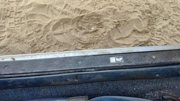 88-91 Olds Cutlass Calais Driver Left Lower Kick Trim Panel Oem Blue 2 Door — photo 6