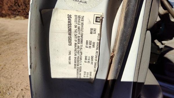 1998 Buick Century Trunk/decklid/hatch/tailgate White — photo 4