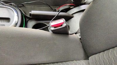 2006-2011 Chevy Hhr Driver Left Front Seat Belt Buckle Receiver Oem Black 19B