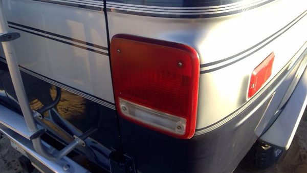 1989 Chevy G20 Van Passenger Right Tail Light Brake Lamp Oem Rear 05977496 — photo 1