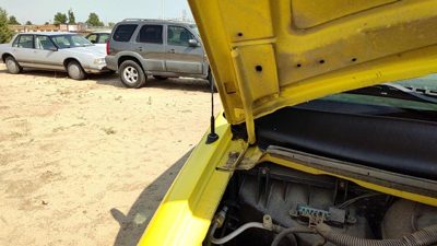 2002 Chevy Express 3500 Hood Hinge RH Van 2500 Yellow