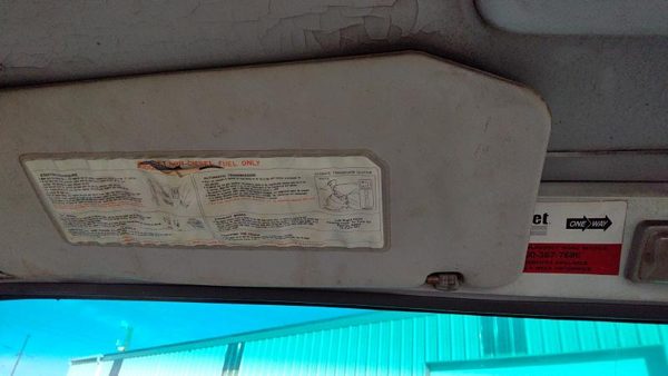 1996 Isuzu Npr Driver Left Sun Visor Oem Gray — photo 4