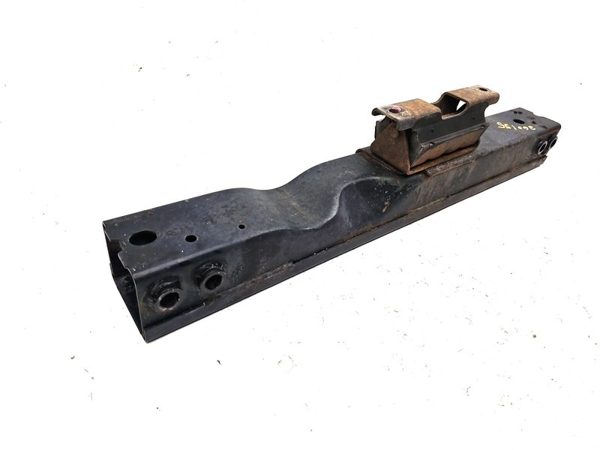07-20 Chevy Tahoe Transmission Crossmember With Mount — photo 2