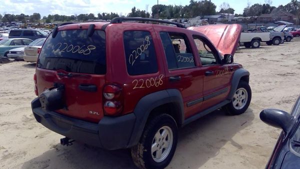 2007 Jeep Liberty — vehicle photo 6