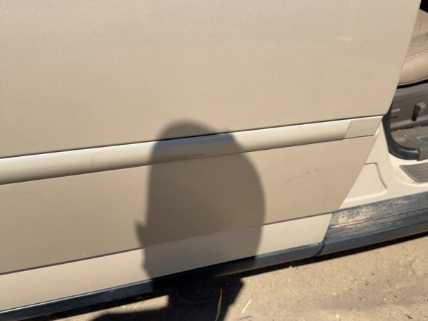 00-06 Ls Passenger Rear Moulding From Door Back Trim Strip Ivory Parchment Hc — photo 3