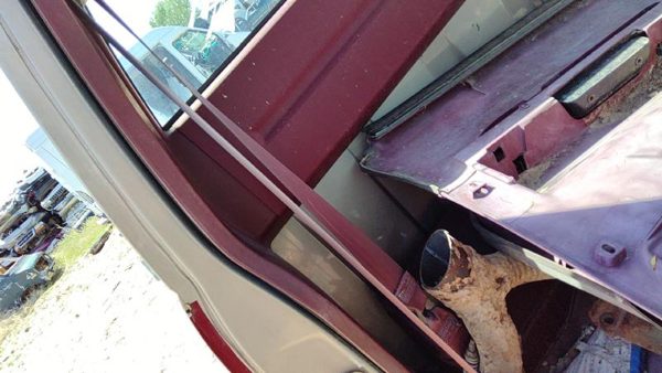 88-94 Gmc Sierra 2500 Passenger Right Front Seat Belt Retractor Oem Shoulder Red — photo 2