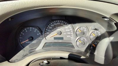 2003-2004 Chevy Trail Blazer Speedometer Cluster Instrument Gauges Panel Dash