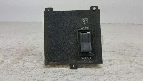 1992 Jeep Cherokee Rear Back Glass Wiper Switch Control Button — photo 1