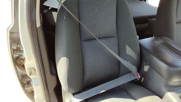 2010 Chevy Tahoe Passenger Right Front Seat Belt Retractor Oem Shoulder Black — photo 1