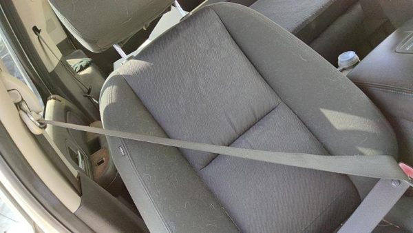 2010 Chevy Tahoe Passenger Right Front Seat Belt Retractor Oem Shoulder Black — photo 3