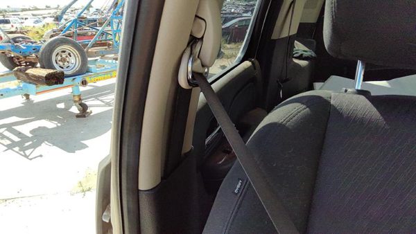 2010 Chevy Tahoe Passenger Right Front Seat Belt Retractor Oem Shoulder Black — photo 4
