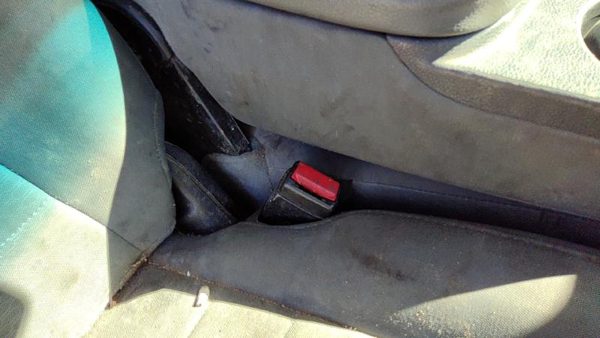 13-18 Dodge Ram 4500 Passenger Right Front Seat Belt Buckle Receiver Oem Gray X8 — photo 5