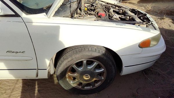 1997-2004 Buick Regal Passenger Right Front Fender Oem White 16U 12455104 — photo 2