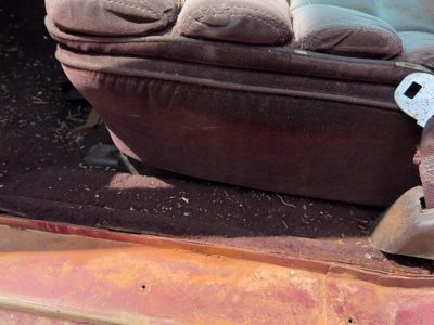 85-90 Buick Park Ave Driver Left Power Seat Track With Motors Only Oem Red