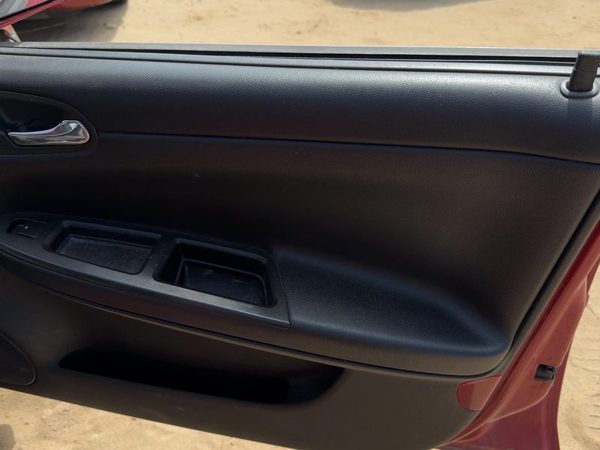 08 Impala Passenger Right Front Door Trim Panel With Switches Without Sport Ebon — photo 4