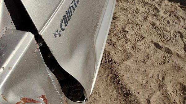 2002 Chrysler PT Cruiser Front Door LH Pkj Light Almond — photo 9