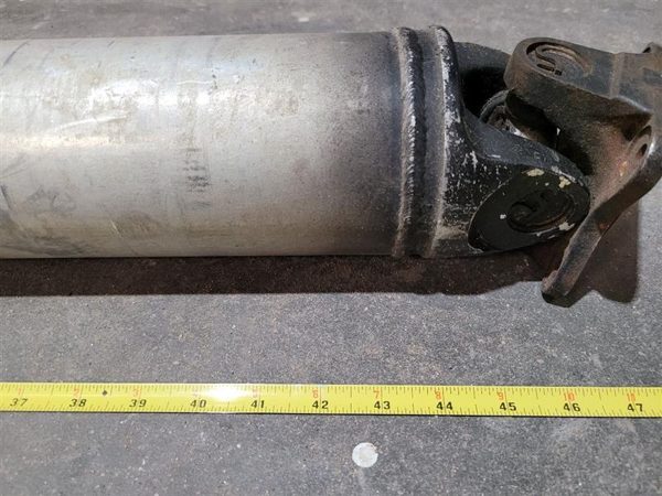 2002-2004 Isuzu Axiom Rear Drive Shaft 4Wd Drive Line Oem 8972321713 — photo 4