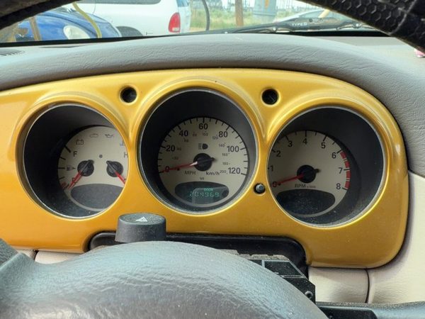 2002 Chrysler Pt Cruiser Speedometer Cluster Instrument Gauges Panel Oem Dash — photo 1