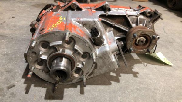 1984-1985 Jeep Cherokee Transfer Case Np 207 4Wd 5Sp 4X4 53000154 53000154 — photo 5